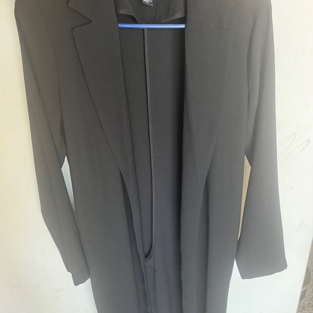 Multiple Jackets - Picture 8 of 16